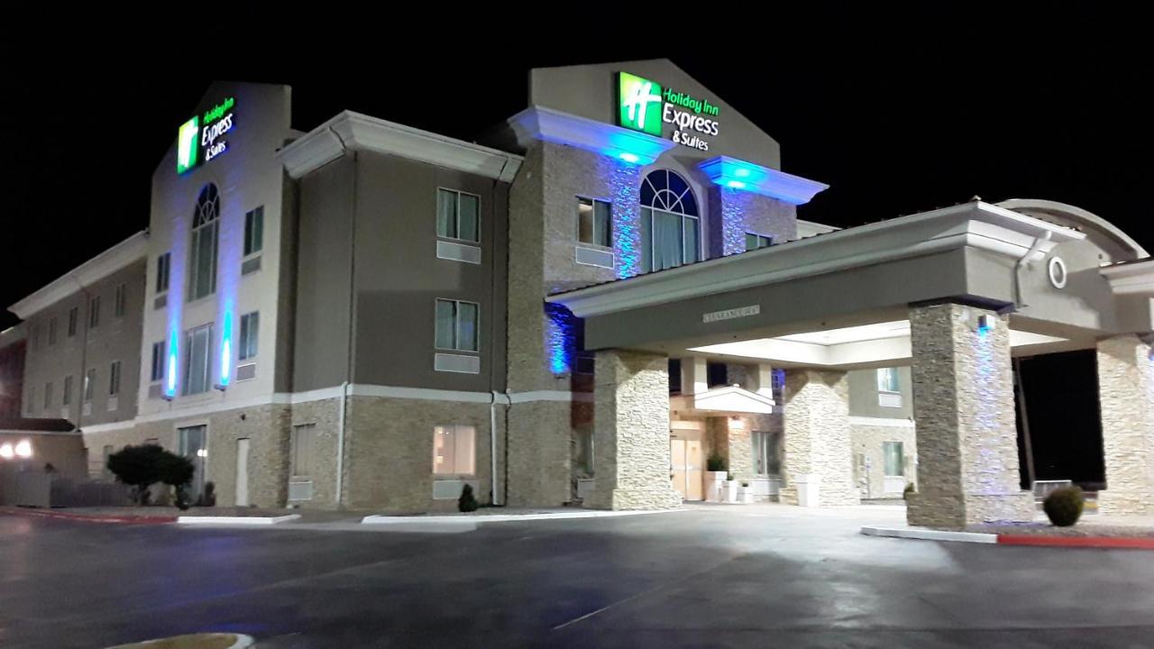 Holiday Inn Express Hotel & Suites Woodward Hwy 270 By Ihg מראה חיצוני תמונה