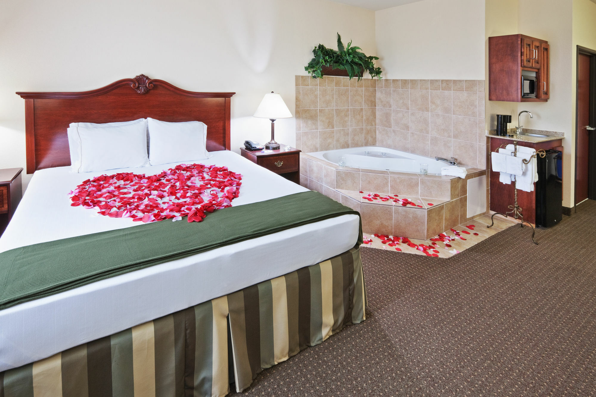 Holiday Inn Express Hotel & Suites Woodward Hwy 270 By Ihg מראה חיצוני תמונה